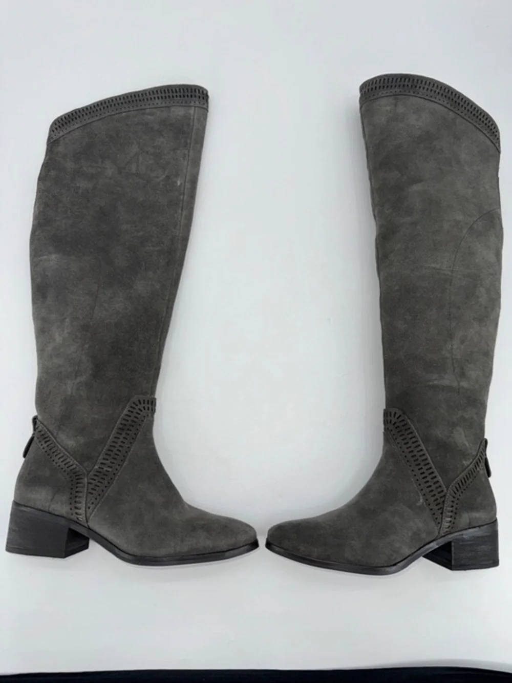NWOT Vince Camuto Over-the-Knee Suede Boots in Charcoal Gray size 9